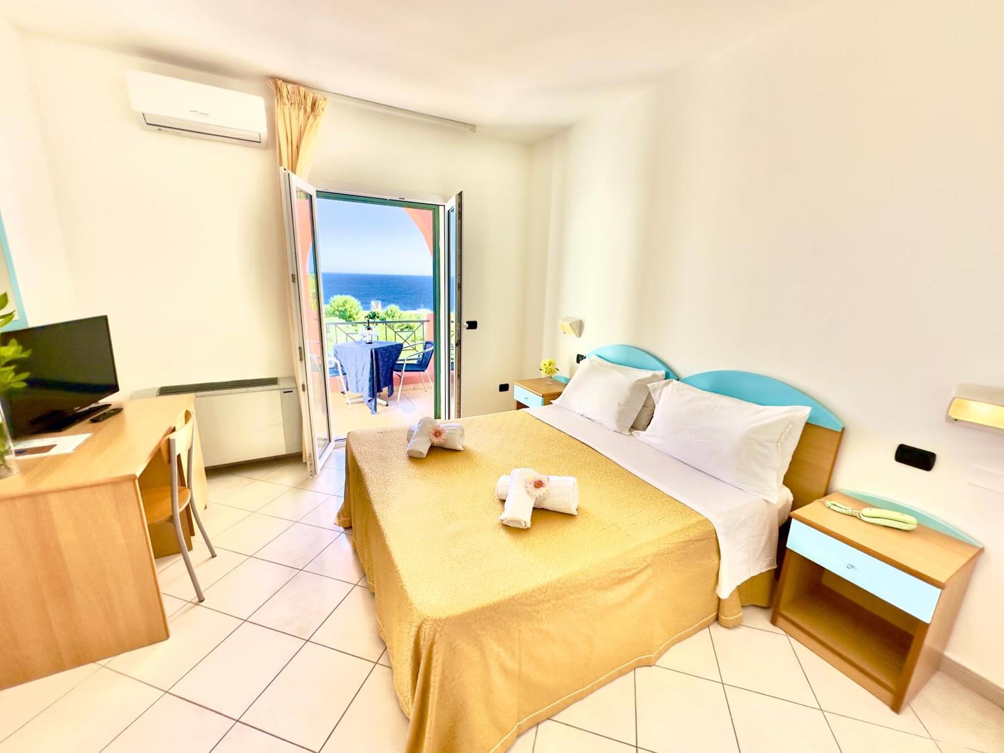 Hotel Alize Santa Cesarea Terme Eksteriør bilde